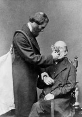 Clover demonstrating chloroform administration with his apparatus  1862.