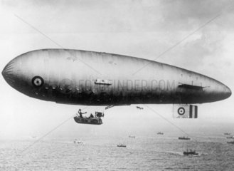 'Zero'  non-rigid airship escorting a convo