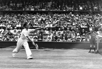 Fred Perry  Wimbledon Tennis Championship Tournament  1 July 1931.