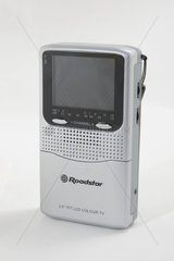 Roadstar 2.5-inch TFT LCD portable colour television receiver  2006.