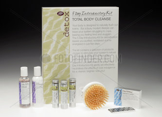 ‘Total body cleanse’ detox kit by Boots  2003.