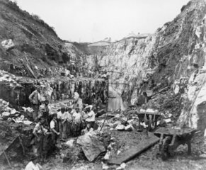 Navvies posing during construction of Dove