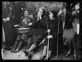 Female hunger marchers resting  1936.