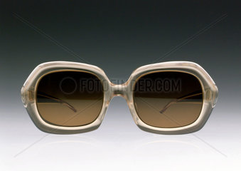 Spectacles with photochromatic lenses  1970-1972.