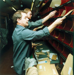 Sorting mail on the TPO  1987  Newcastle to