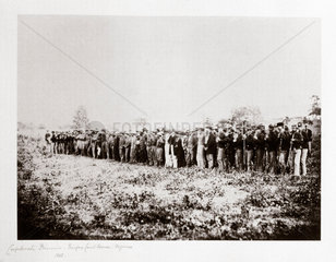 Group of Confederate prisoners  Fairfax Court House  Virginia  USA  June 1862.