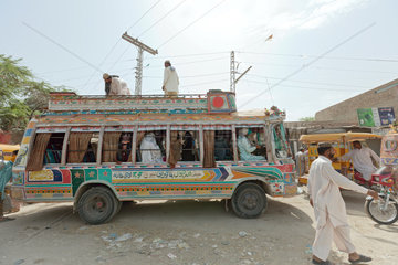 Dur Mohammad Mugheri  Pakistan  Reisebus