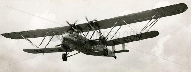 HP42 G-AAGX 'Hannibal' on approach to Croydon  21 September 1933.