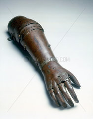 Iron artificial arm  1560-1600.