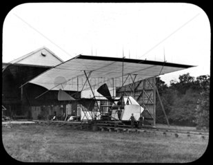 Maxim's flying machine modified to give visitors 'rides on the track'  1894.