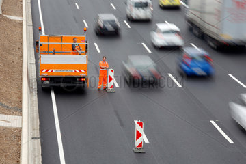 Koeln  Deutschland  Koelner Autobahnring  Aufhebung einer Autobahnbaustelle