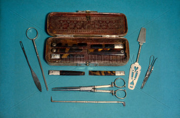 Surgical instrument case and instruments  English  1650-1700.
