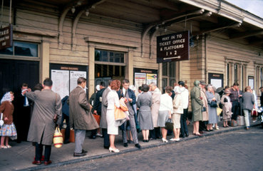 Exterior of Oxford Station  1963.