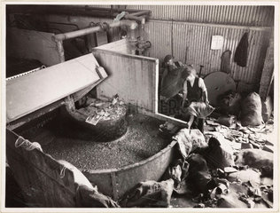 Pulp and paper production  1936-1942.