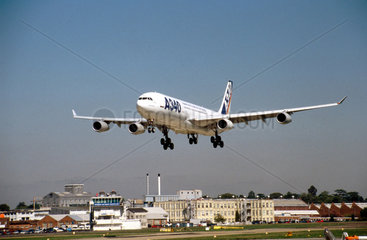 Airbus A340  1990s.