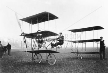 Roe triplane at Lea Marshes  May 1909.