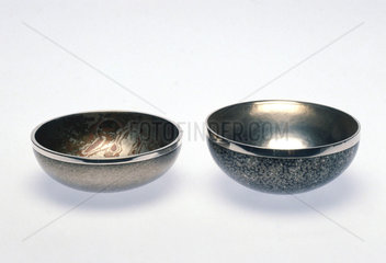 Maundy bowl (left) and oil-spot patterned bowl (right)  1996.