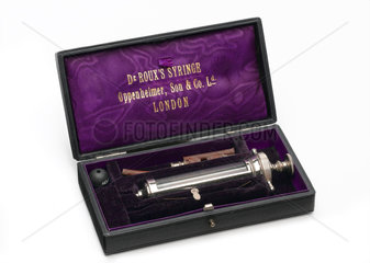 Hypodermic syringe with accessories and case  1890-1910.
