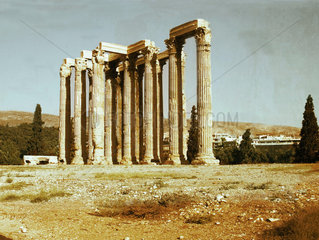 Temple of Zeus  Athens  2004.