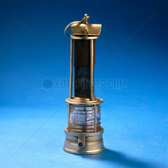 Clanny safety lamp  1869-1874.