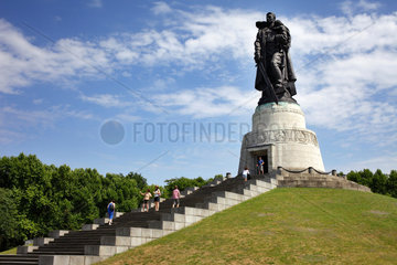 Berlin  Deutschland  Sowjetisches Ehrenmal im Treptower Park