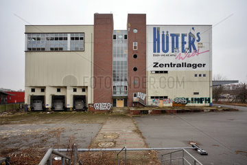 Berlin  Deutschland  leerstehendes Lagerhalle der Firma HuettersWelt in der Sonnenallee