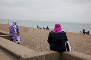 Southend  Grossbritannien  Migranten am Strand