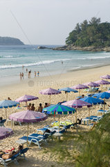 Phuket  Thailand  Menschen am Kata Noi Beach