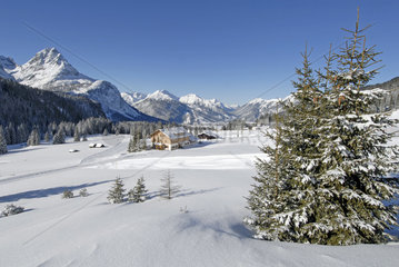 Ehrwald  Oesterreich  Skigebiet Ehrwalder Alm