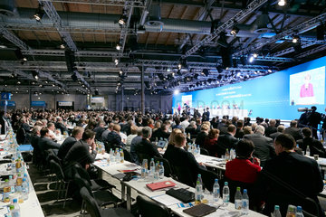 Berlin  Deutschland - Delegierte beim Bundesparteitag der CDU.
