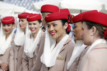 Dubai  Vereinigte Arabische Emirate  Stewardessen der Airline Emirates