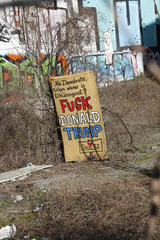 Donald Trump stret art in Berlin