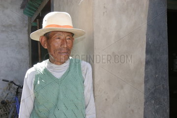 Tibet  alter Mann