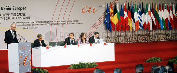 Rompuy + Piñeira + Zapatero + Kirchner + Barroso