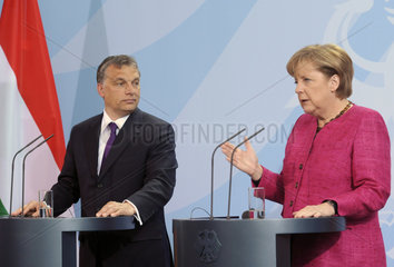 Orban + Merkel