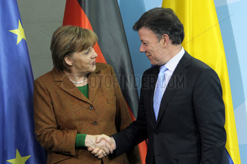 Merkel + Santos Calderon