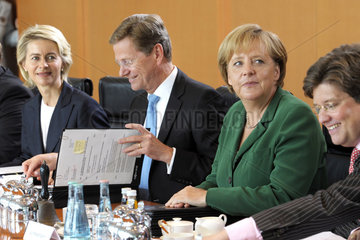 von der Leyen + Westerwelle + Merkel + von Kladen