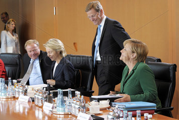 Niebel + von der Leyen + Westerwelle + Merkel
