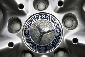 Mercedes Auto Detail Felge.