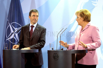 Rasmussen + Merkel