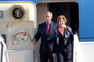 Georg W. Bush + Laura Bush