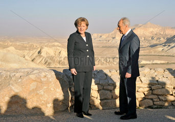 Merkel + Peres