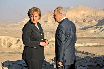 Merkel + Peres