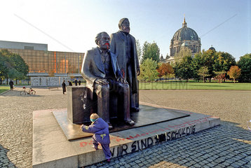 Marx-Engels Denkmal