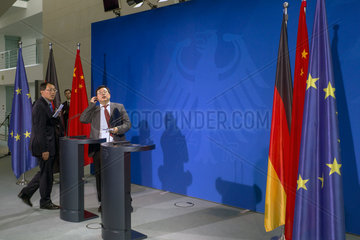 Pressekonferenz Li Keqiang + Merkel