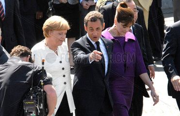 Merkel + Sarkozy + Bruni