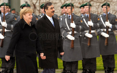 Merkel + Raza Gilani