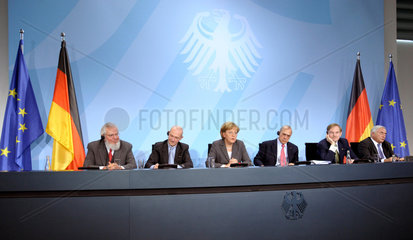 Somavia + Lamy + Merkel + Gurria + Zoellick + Strauss-Kahn