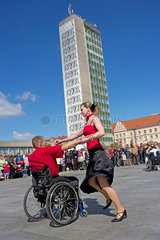 Rollstuhltanz beim Demokratiefest Neubrandenburg