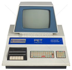 Commodore PET  erster PC der Welt  1977